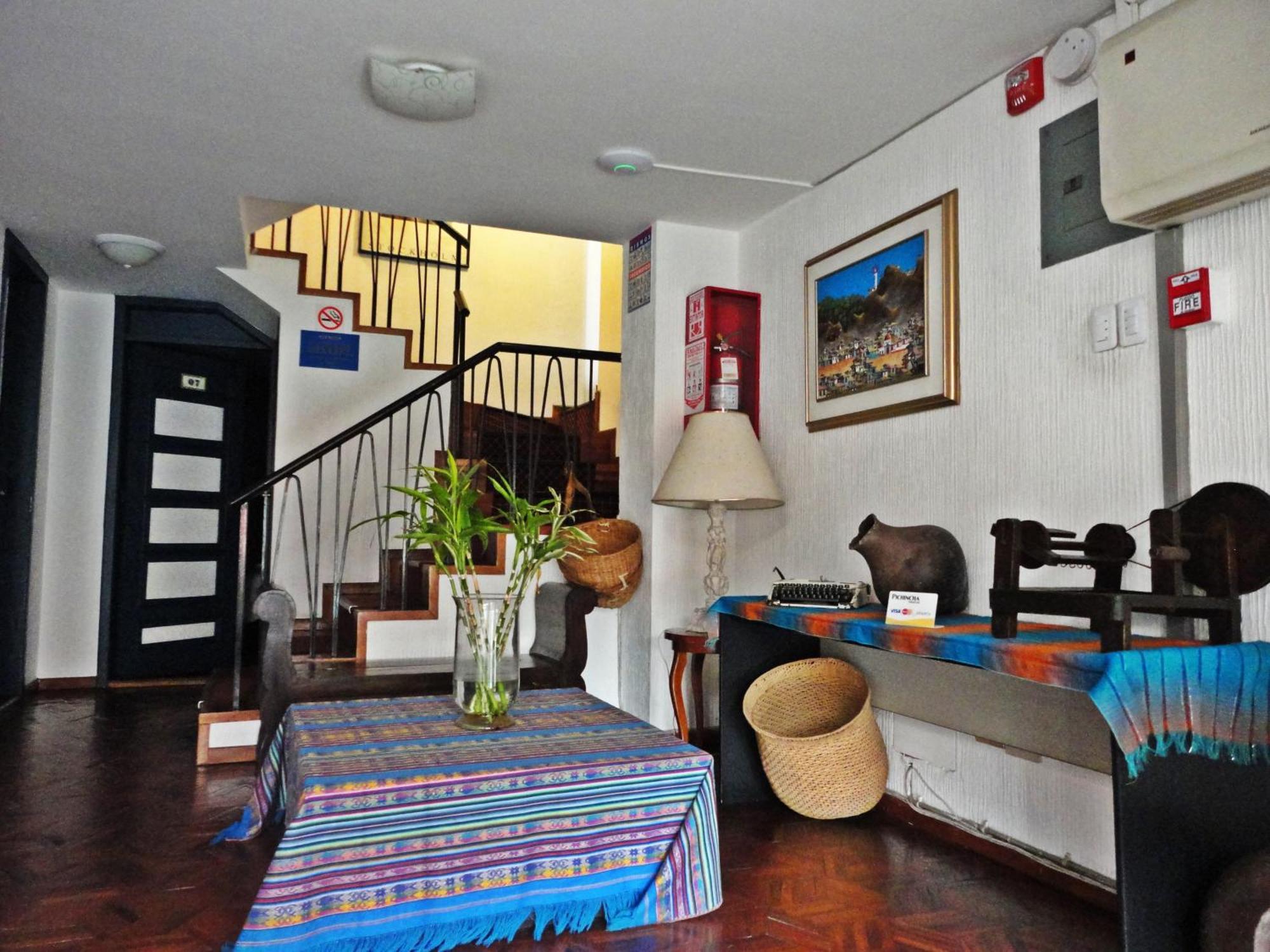 קיטו Hotel Rincon Escandinavo מראה חיצוני תמונה